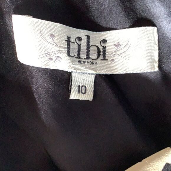 Tibi silk one shoulder dress. Size 10 - Picture 4 of 5